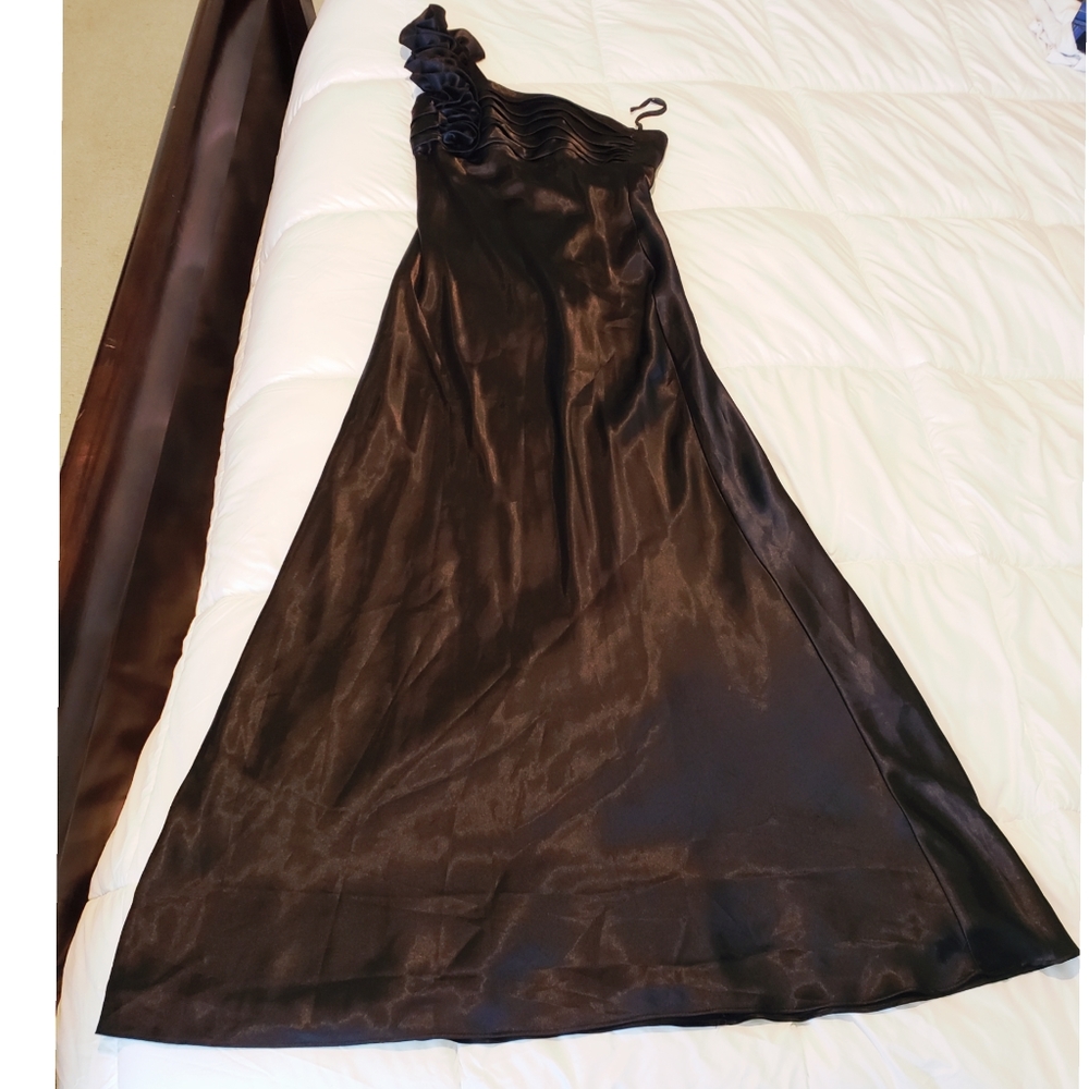 Prom dress worn once sz medium.